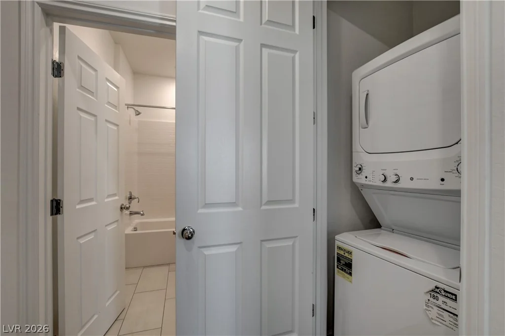 20 Barbara, Las Vegas, NV 89183
