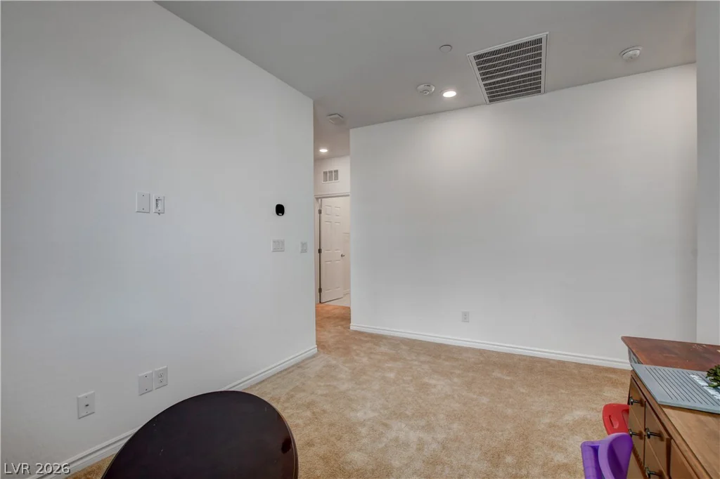 20 Barbara, Las Vegas, NV 89183