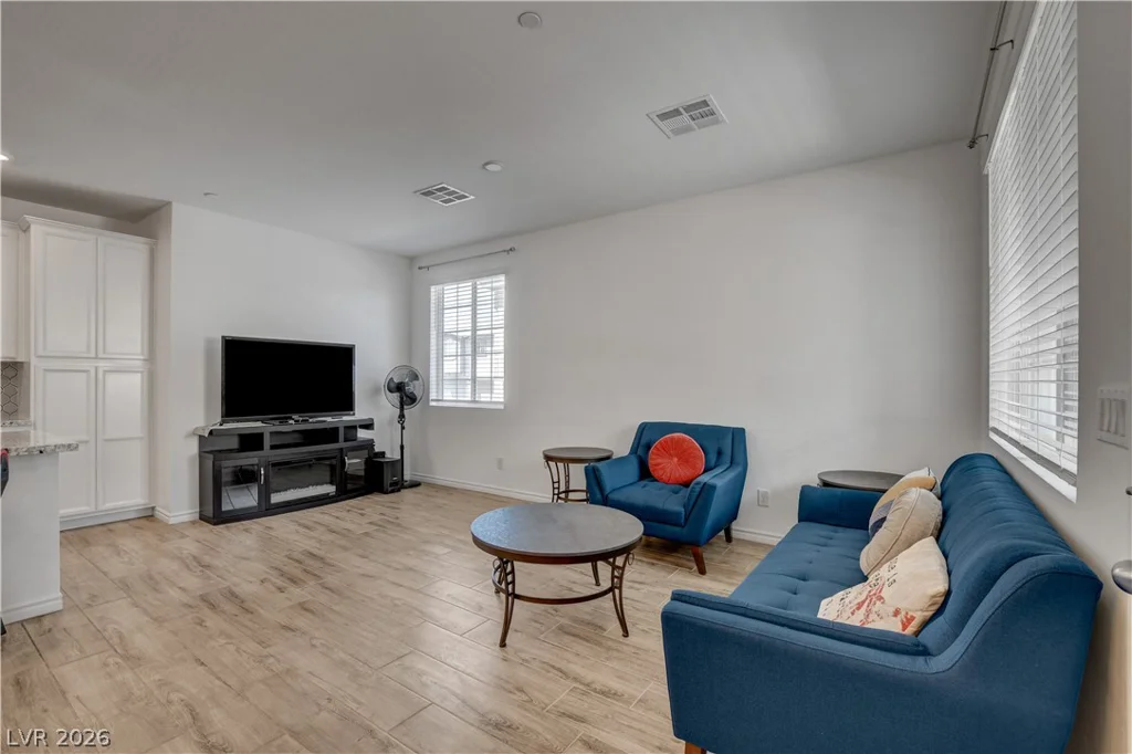 20 Barbara, Las Vegas, NV 89183