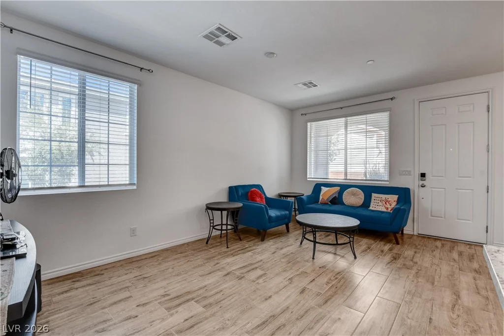 20 Barbara, Las Vegas, NV 89183