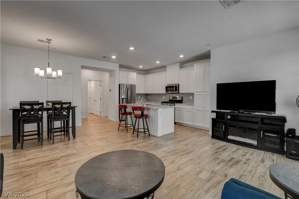 20 Barbara, Las Vegas, NV 89183