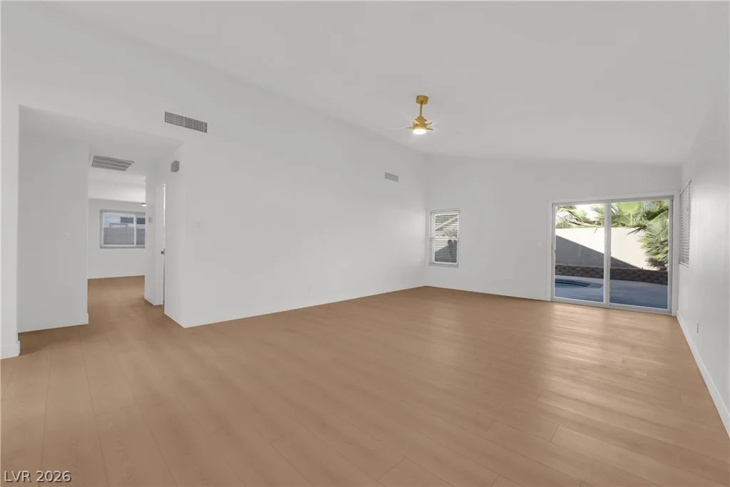2353 Moorpark, Henderson, NV 89014