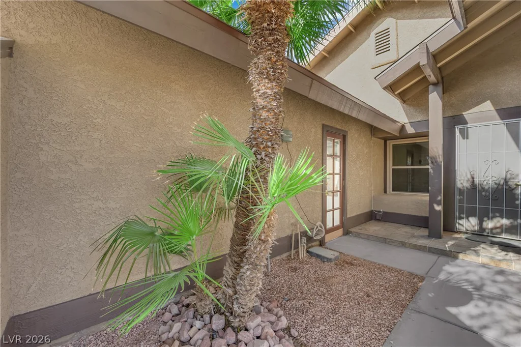2353 Moorpark, Henderson, NV 89014