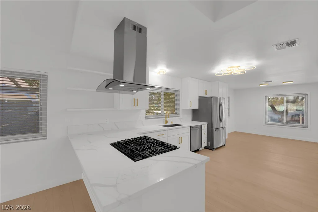 2353 Moorpark, Henderson, NV 89014