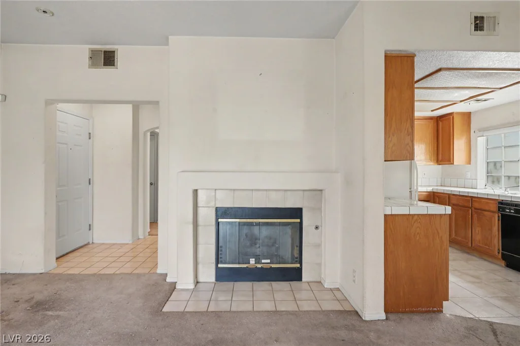 1674 Normandy, Henderson, NV 89014