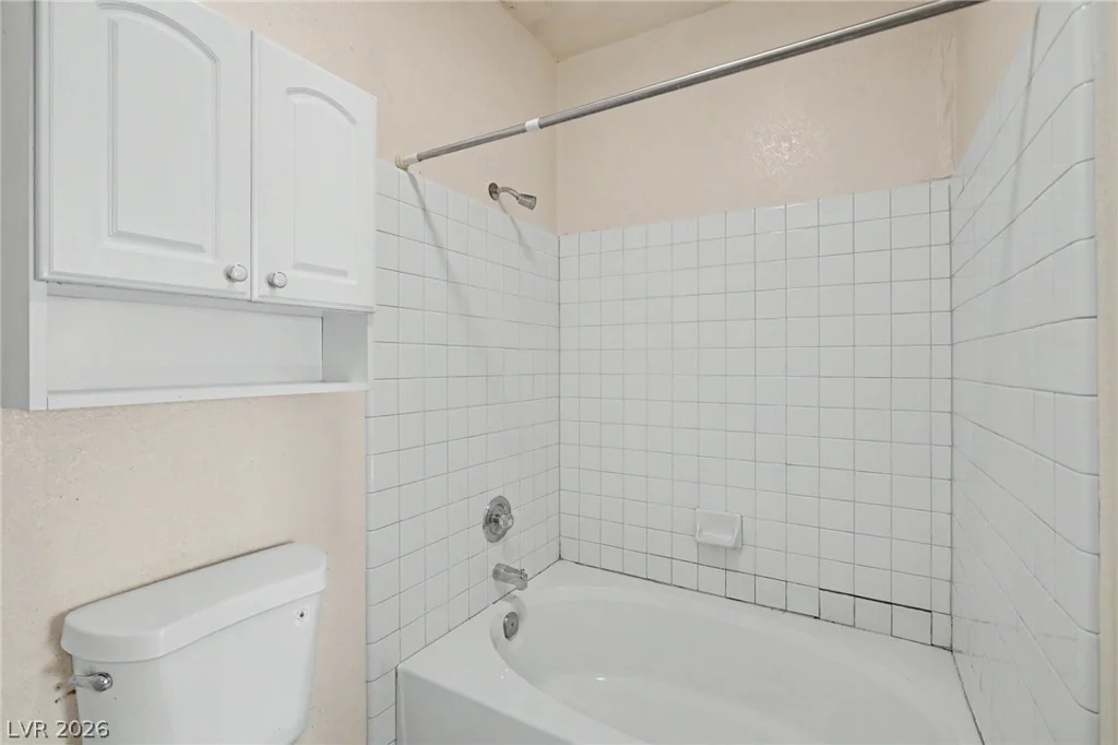 1674 Normandy, Henderson, NV 89014