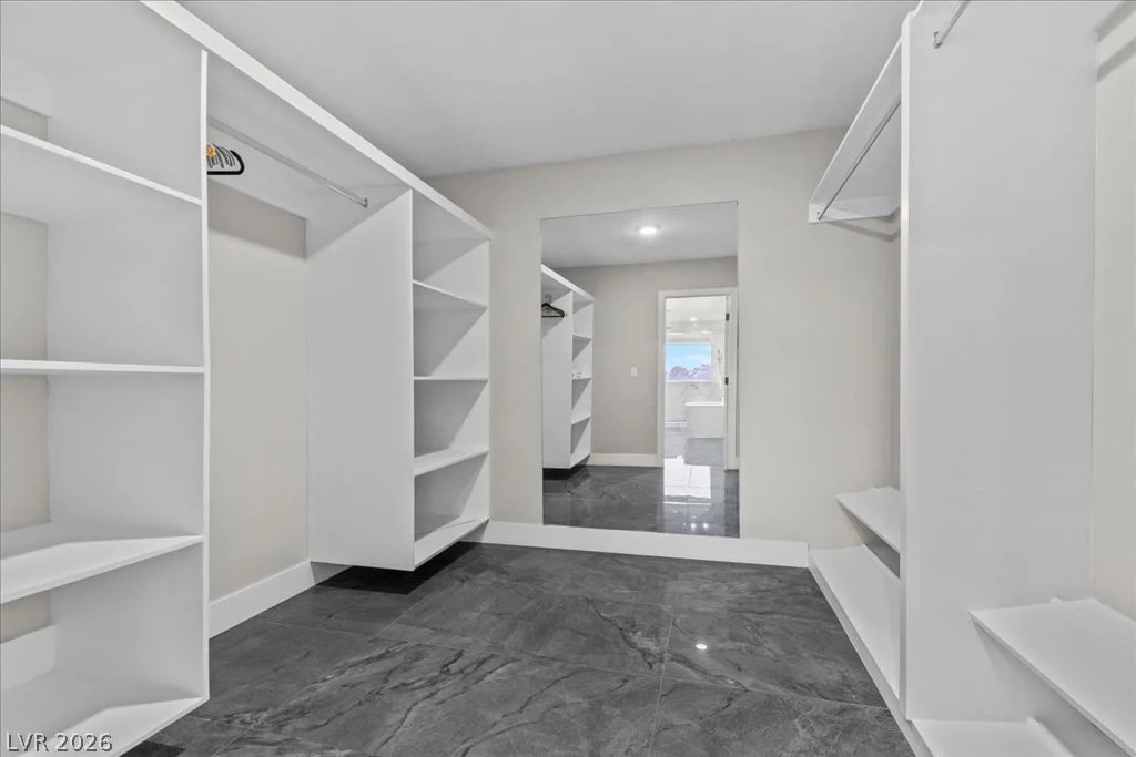 7061 Valley View, Las Vegas, NV 89118