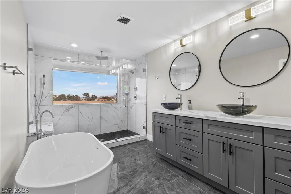 7061 Valley View, Las Vegas, NV 89118