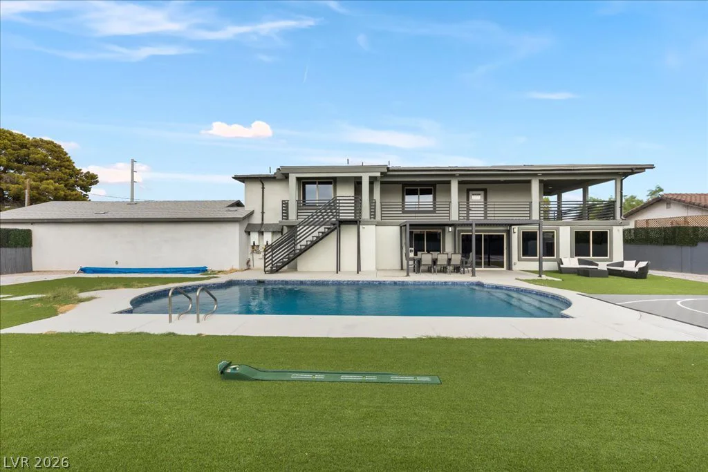 7061 Valley View, Las Vegas, NV 89118