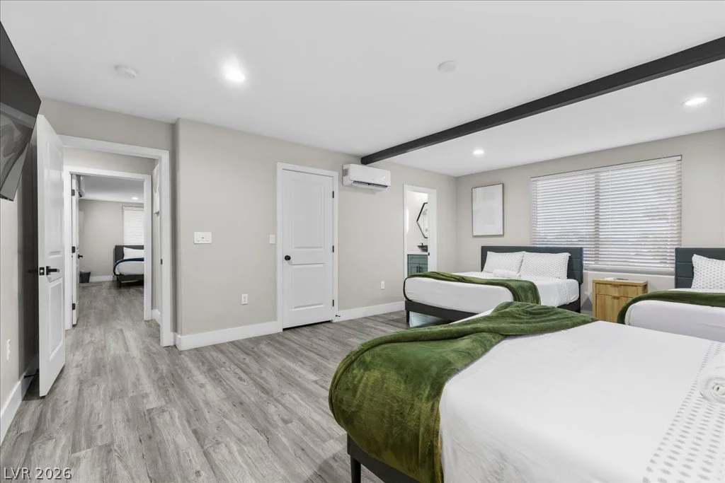 7061 Valley View, Las Vegas, NV 89118