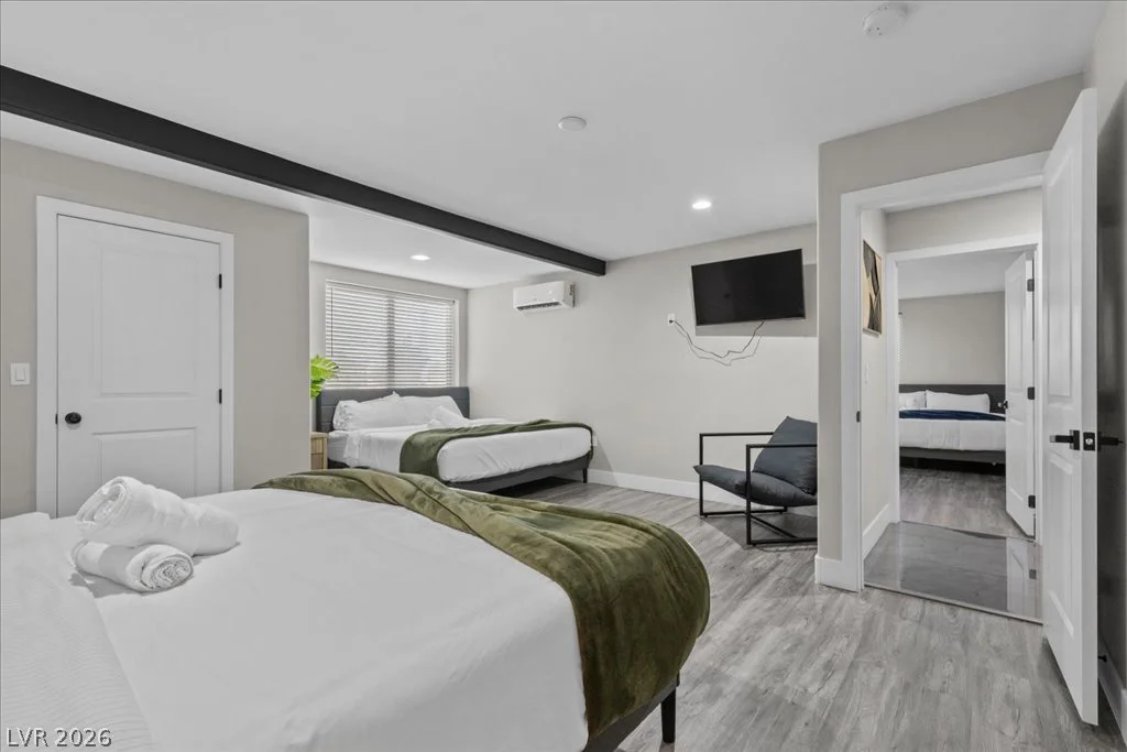 7061 Valley View, Las Vegas, NV 89118