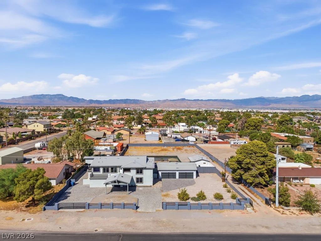 7061 Valley View, Las Vegas, NV 89118