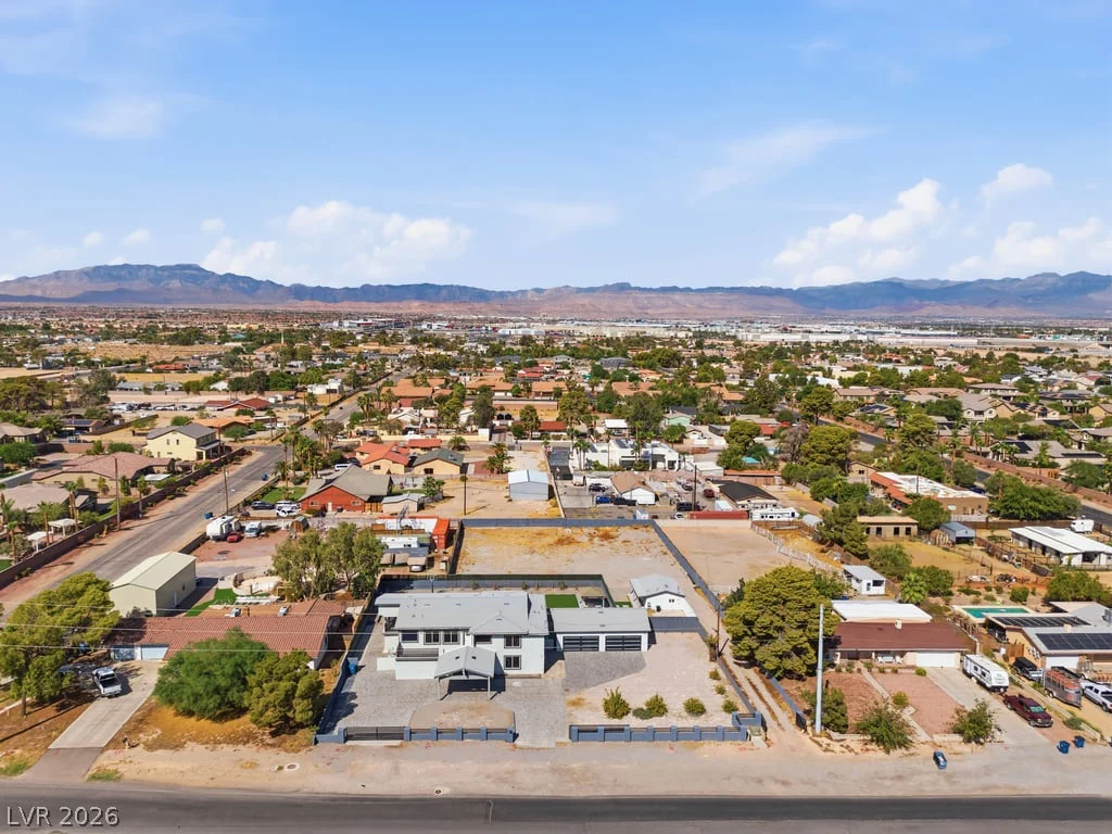 7061 Valley View, Las Vegas, NV 89118
