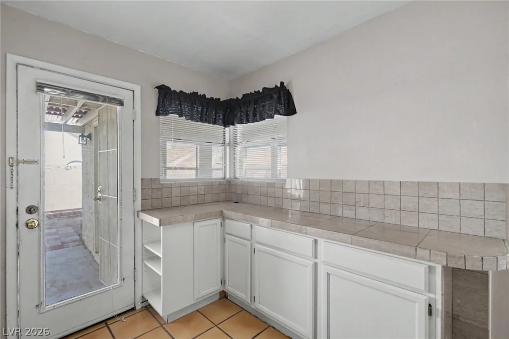 1950 Turtlerock, Las Vegas, NV 89142