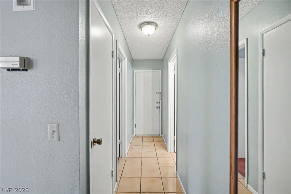 1950 Turtlerock, Las Vegas, NV 89142