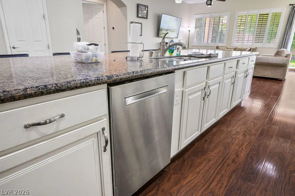 317 Goldstar, Henderson, NV 89012