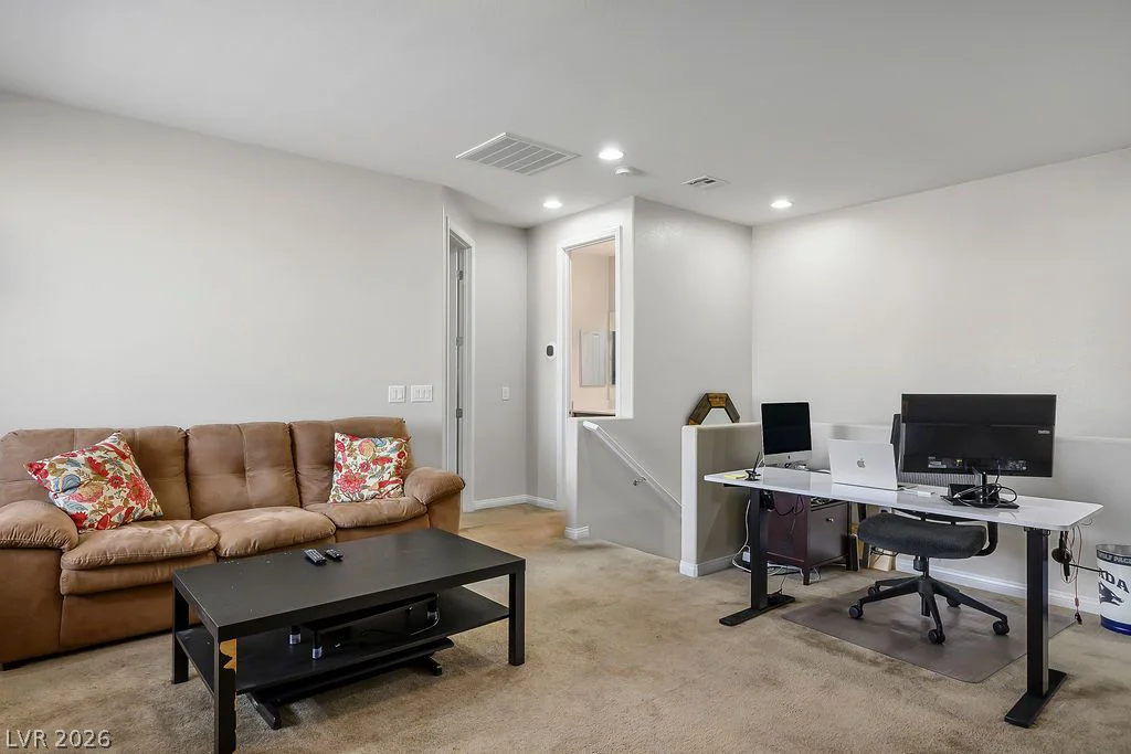 317 Goldstar, Henderson, NV 89012