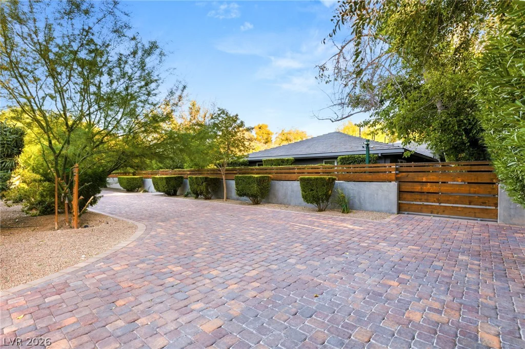 2609 Pinto, Las Vegas, NV 89107
