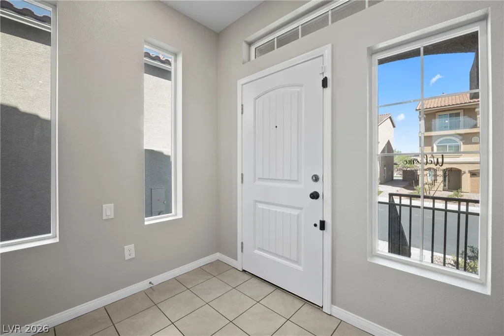 5781 Canyata, Las Vegas, NV 89139