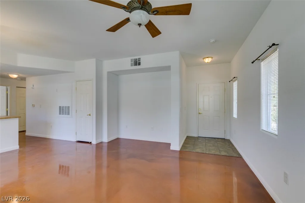 3822 Ormond Beach, Las Vegas, NV 89129