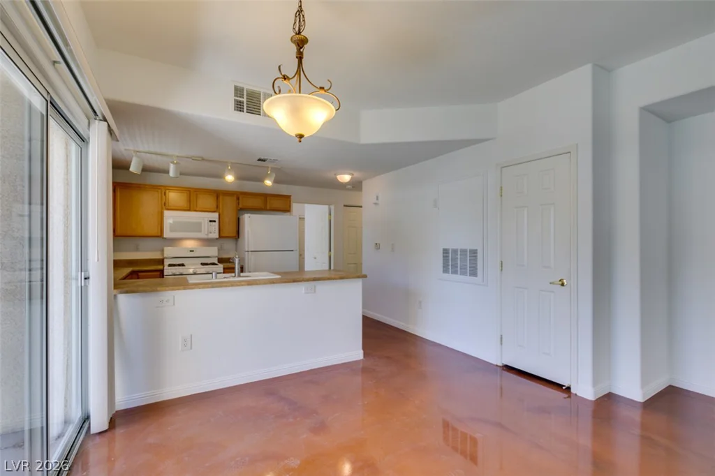 3822 Ormond Beach, Las Vegas, NV 89129