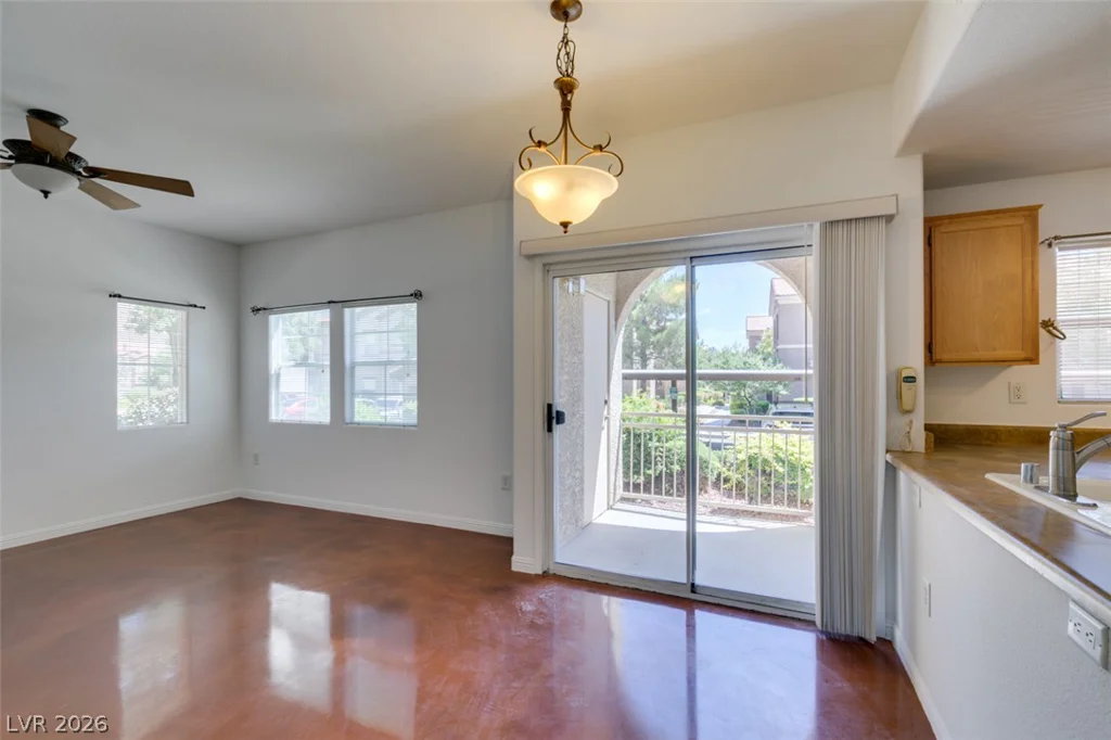 3822 Ormond Beach, Las Vegas, NV 89129