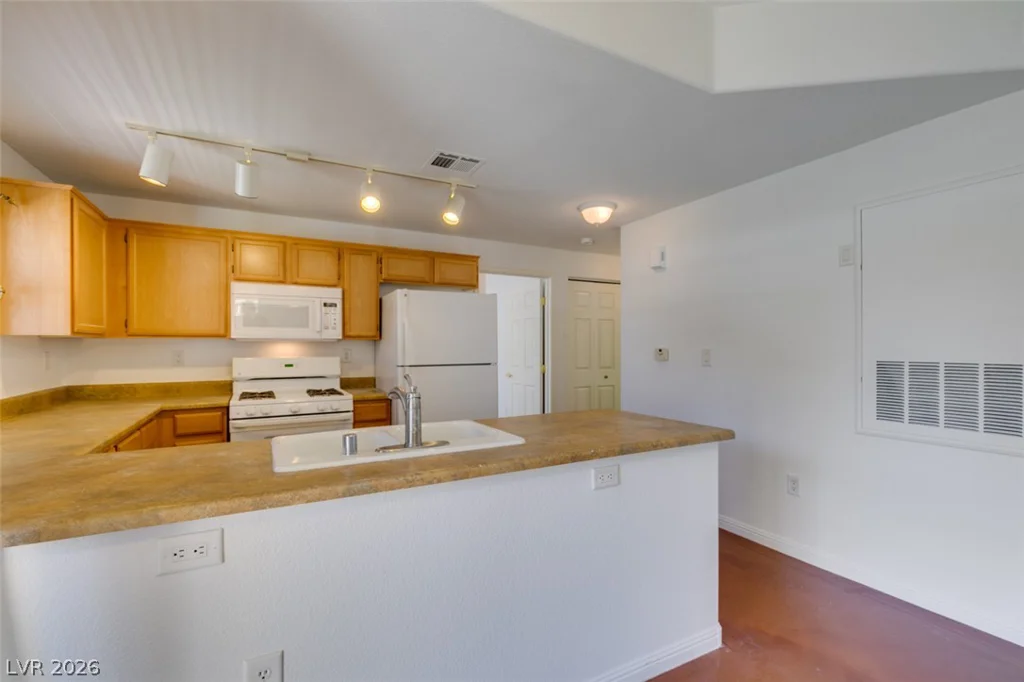 3822 Ormond Beach, Las Vegas, NV 89129
