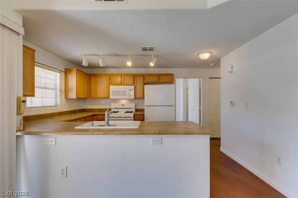 3822 Ormond Beach, Las Vegas, NV 89129