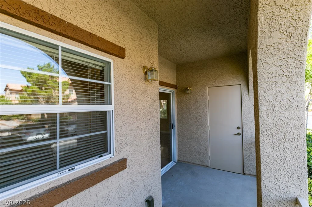 3822 Ormond Beach, Las Vegas, NV 89129