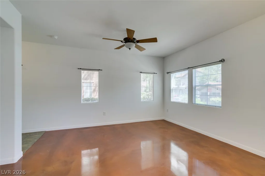 3822 Ormond Beach, Las Vegas, NV 89129