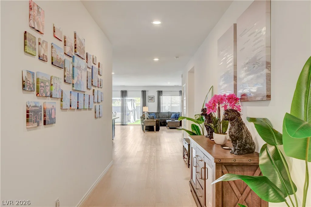 2772 Song Point, Las Vegas, NV 89121
