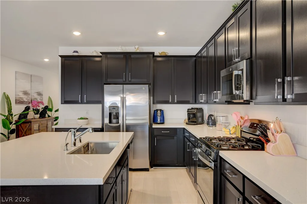2772 Song Point, Las Vegas, NV 89121