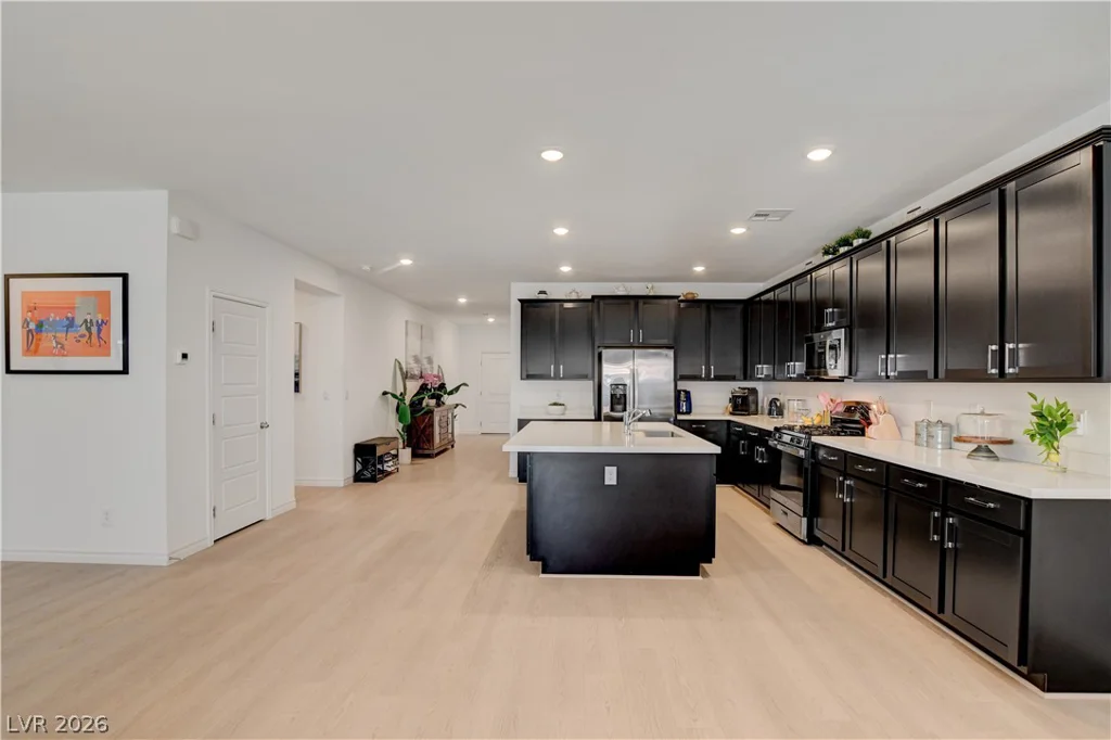 2772 Song Point, Las Vegas, NV 89121