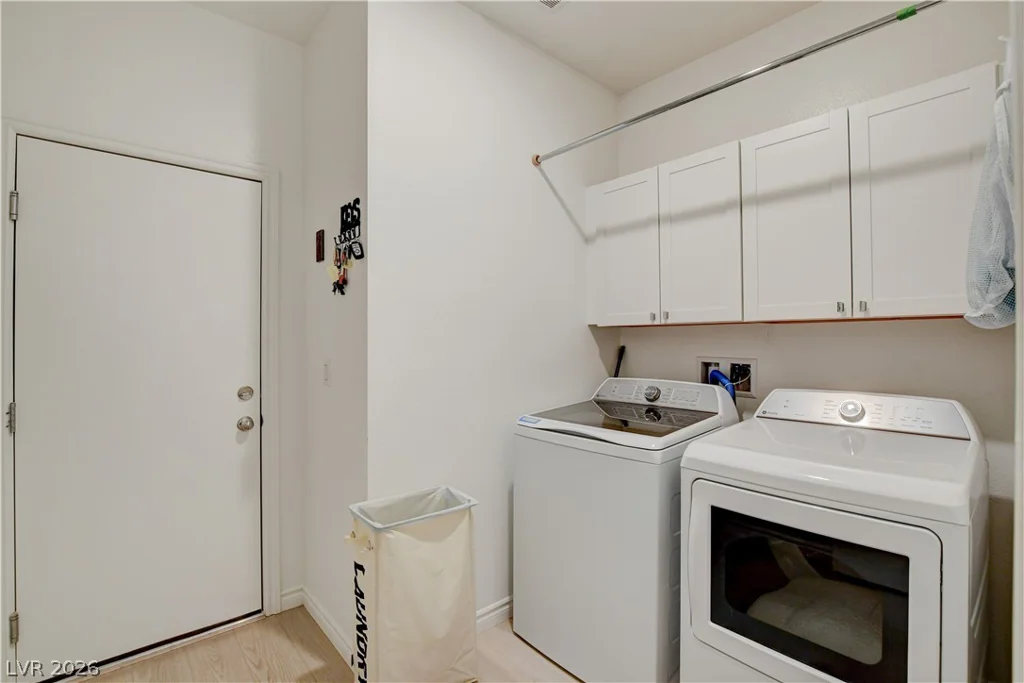 2772 Song Point, Las Vegas, NV 89121