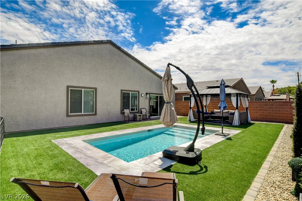 2772 Song Point, Las Vegas, NV 89121