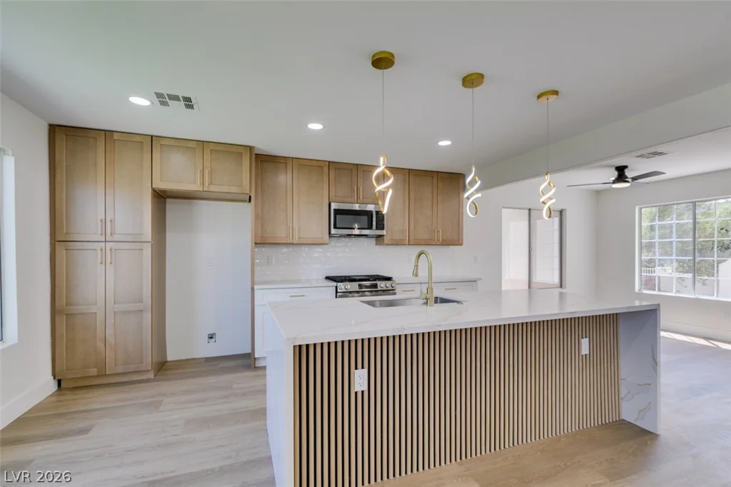 7708 License, Las Vegas, NV 89131