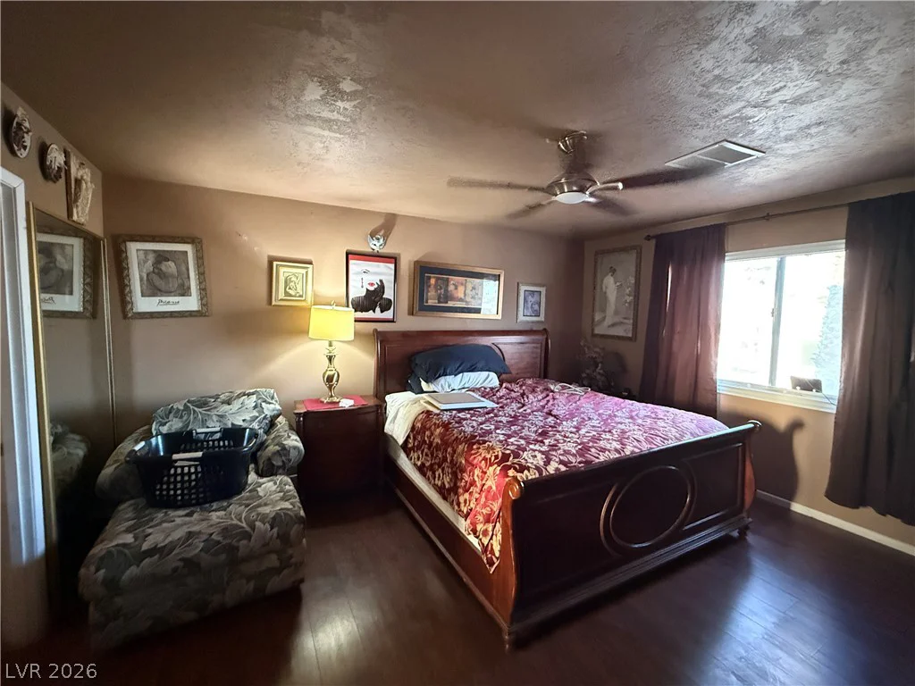 405 Holcomb, Las Vegas, NV 89107