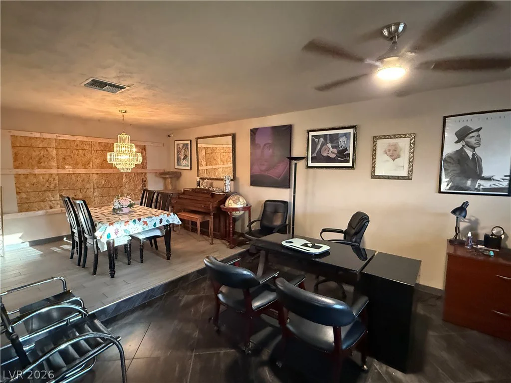 405 Holcomb, Las Vegas, NV 89107