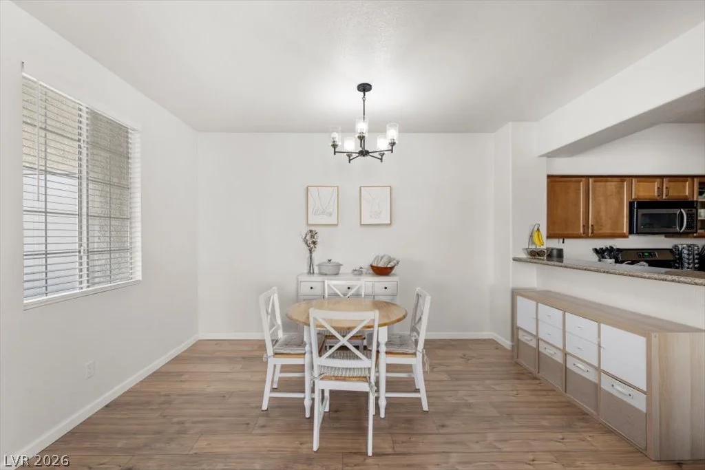 1617 Queen Victoria, Las Vegas, NV 89144
