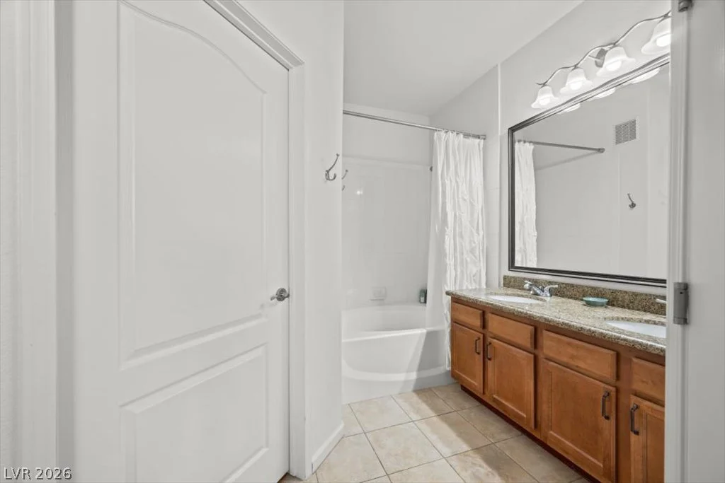 1617 Queen Victoria, Las Vegas, NV 89144