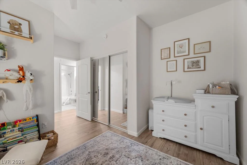 1617 Queen Victoria, Las Vegas, NV 89144