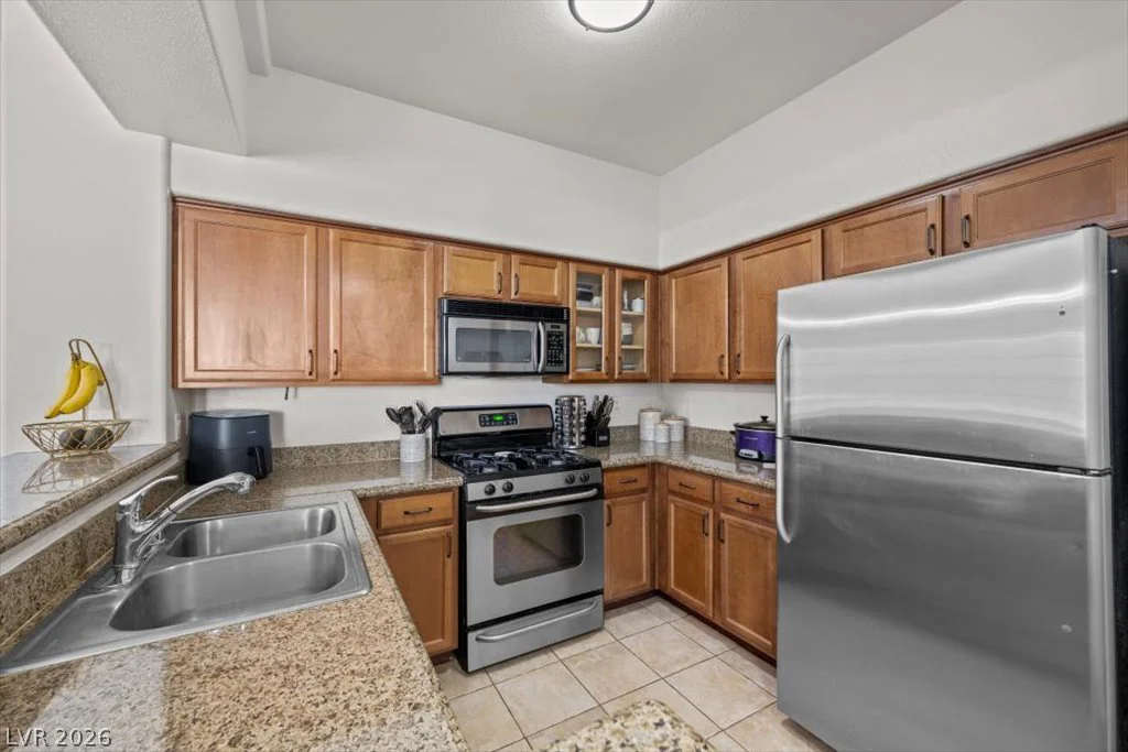 1617 Queen Victoria, Las Vegas, NV 89144
