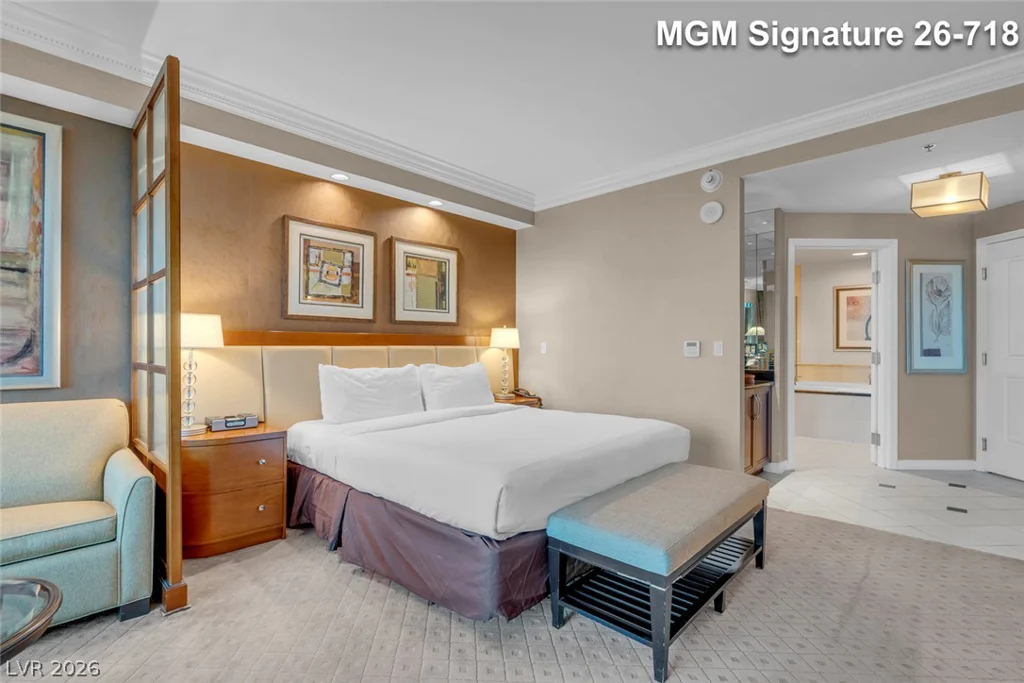135 Harmon, Las Vegas, NV 89109