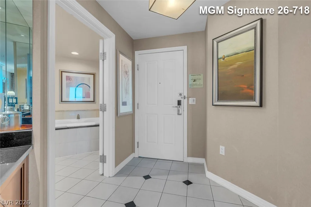 135 Harmon, Las Vegas, NV 89109