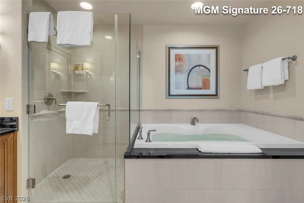 135 Harmon, Las Vegas, NV 89109