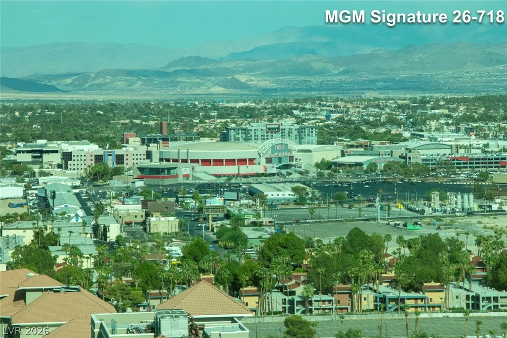 135 Harmon, Las Vegas, NV 89109