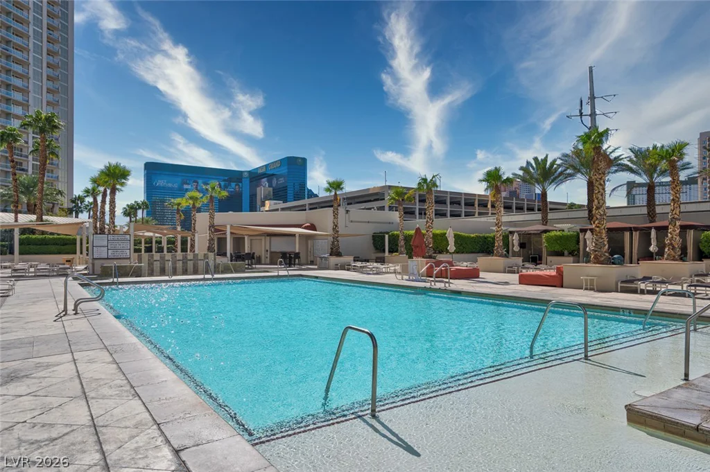 135 Harmon, Las Vegas, NV 89109