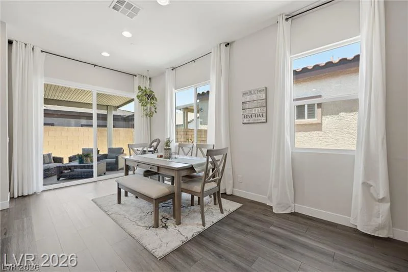 835 Silverton Springs, Henderson, NV 89011