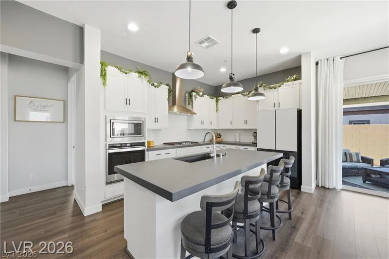 835 Silverton Springs, Henderson, NV 89011