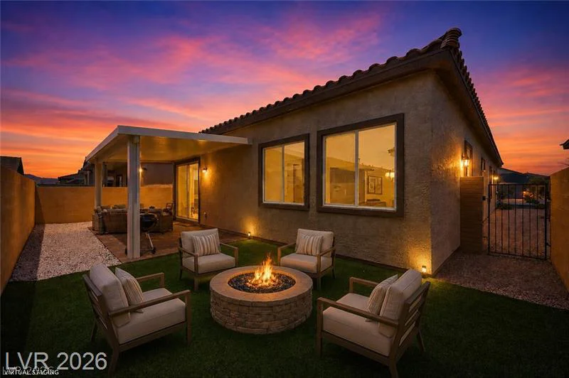 835 Silverton Springs, Henderson, NV 89011